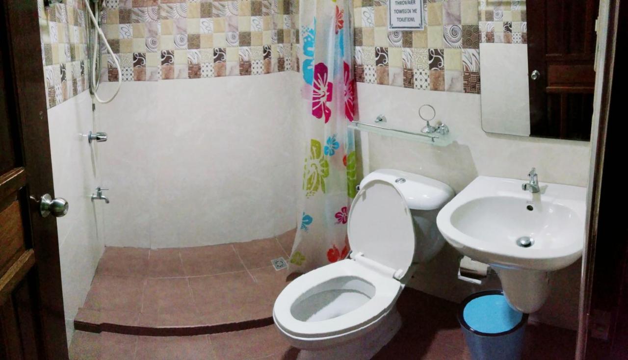 Chisiphil Homestay Port Barton Сан-Висенте Экстерьер фото